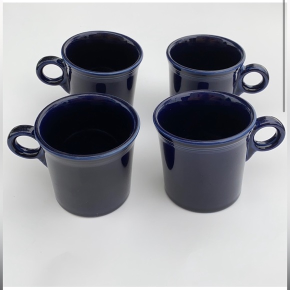 Set of 4 Fiesta Vintage mugs! Navy blue! Excellent condition! - Picture 2 of 4